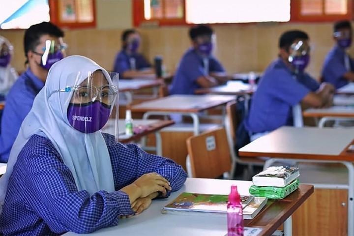 Sekolah Tatap Muka Dimulai Juli, Menkes Minta Kapasitas Maksimal 25 Persen